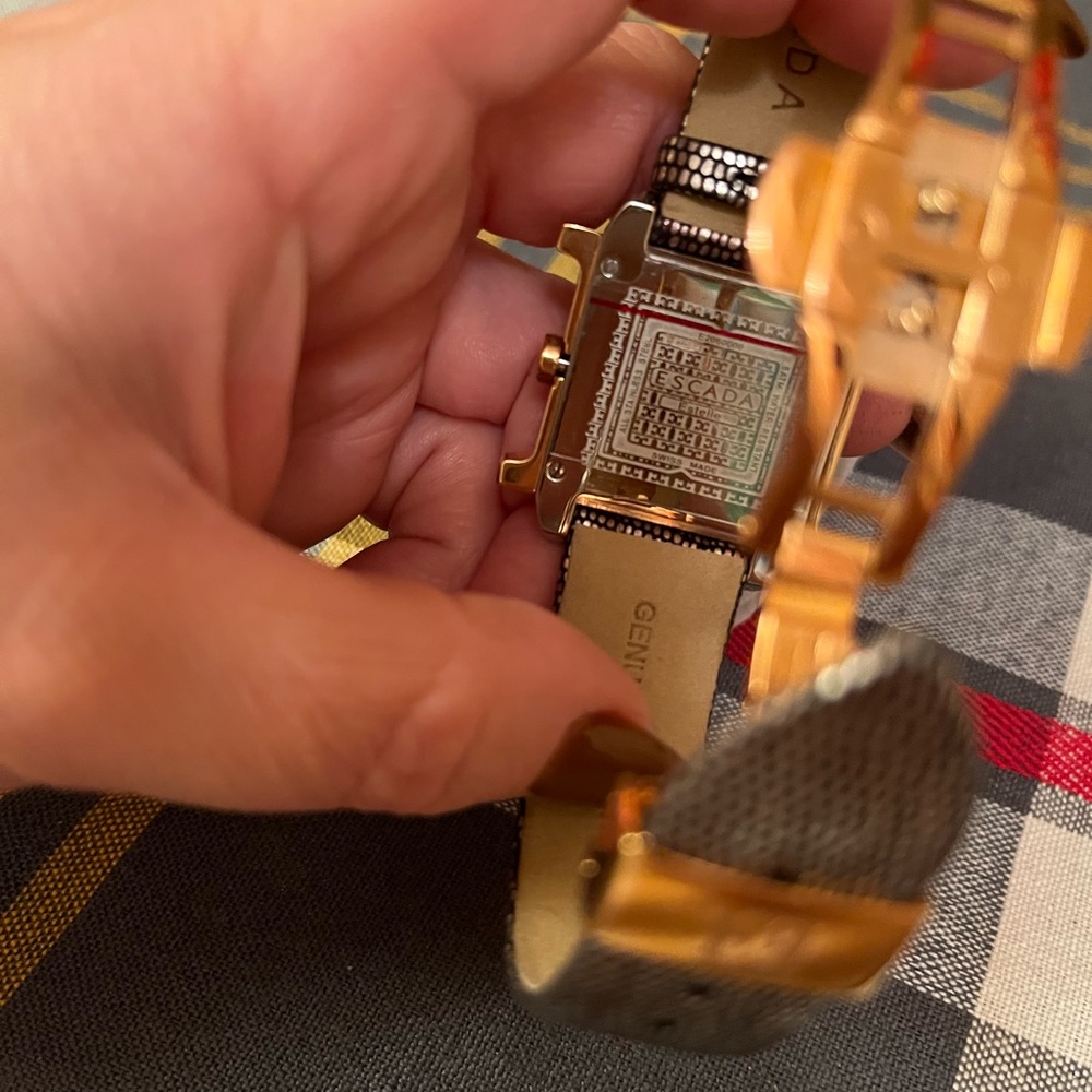 Authentic Escada watch - Picture 7 of 9